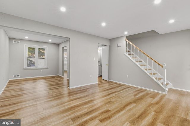 18 MADISON ST, Swedesboro, NJ 08085