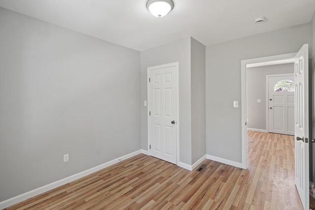 592 Prospect St, Chicopee, MA 01020