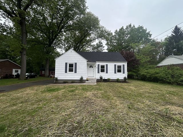 592 Prospect St, Chicopee, MA 01020