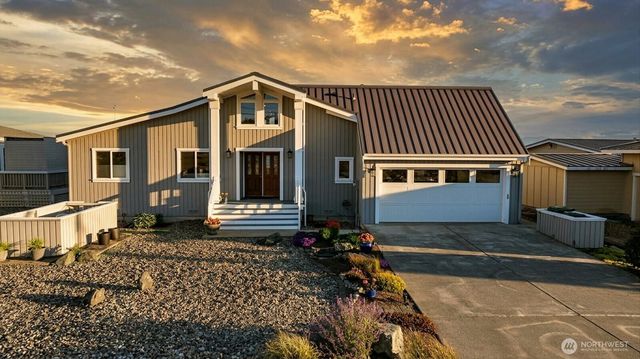 333 Keystone Avenue, Coupeville, WA 98239