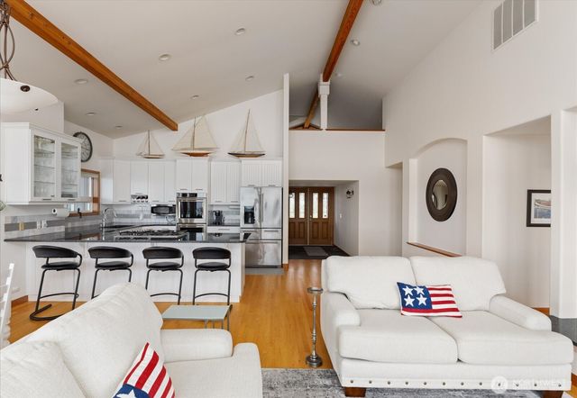 333 Keystone Avenue, Coupeville, WA 98239
