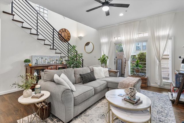 4040 Avondale Avenue 405, Dallas, TX 75219