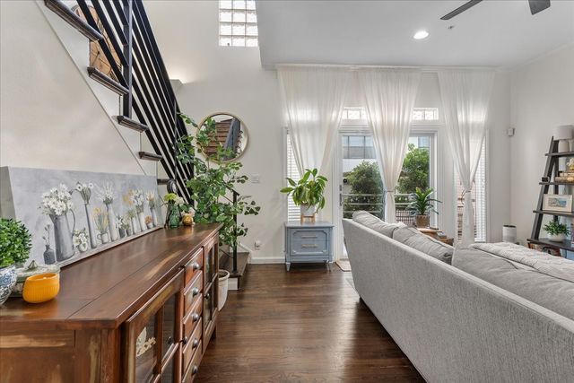 4040 Avondale Avenue 405, Dallas, TX 75219