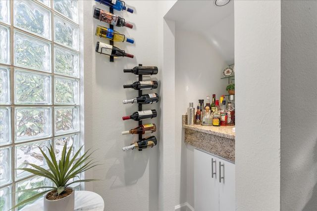 4040 Avondale Avenue 405, Dallas, TX 75219