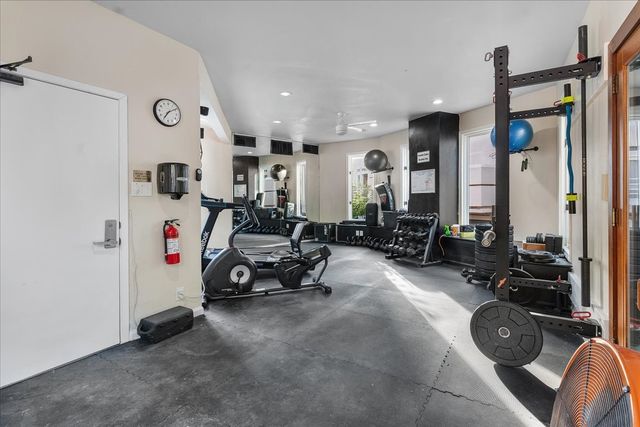 4040 Avondale Avenue 405, Dallas, TX 75219