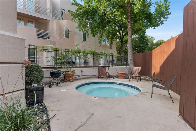 4040 Avondale Avenue 405, Dallas, TX 75219