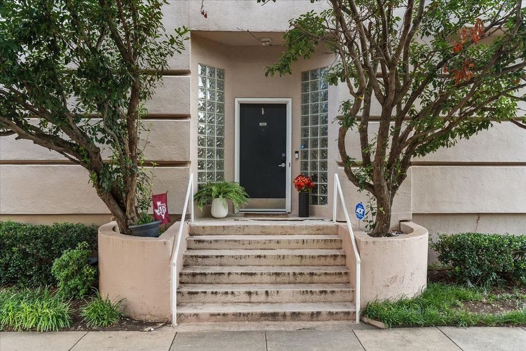 4040 Avondale Avenue 405, Dallas, TX 75219