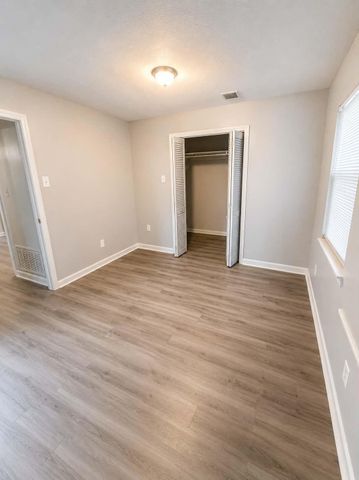 2721 27th Avenue N, Texas City, TX 77590