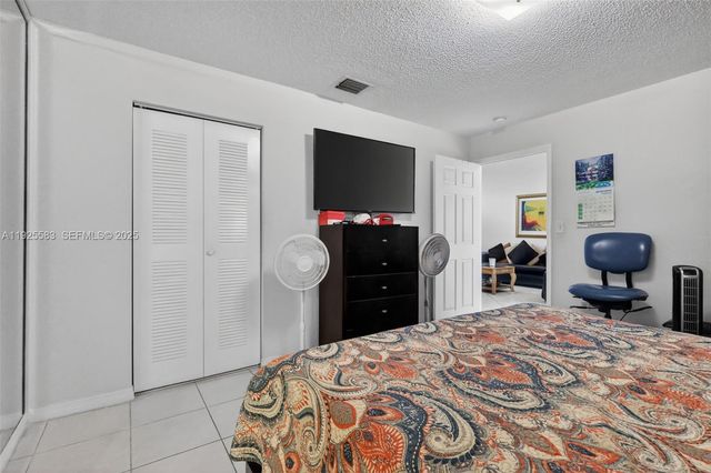 18615 NW 84th Pl 104-1, Hialeah, FL 33015