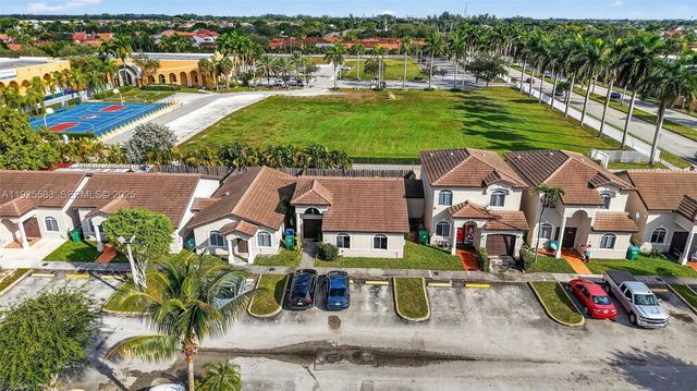 18615 NW 84th Pl 104-1, Hialeah, FL 33015