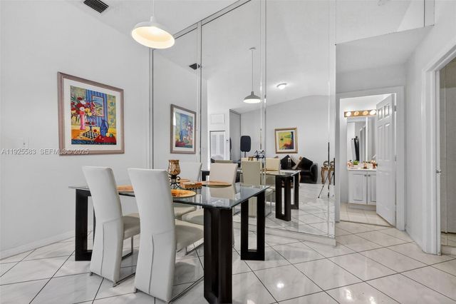 18615 NW 84th Pl 104-1, Hialeah, FL 33015