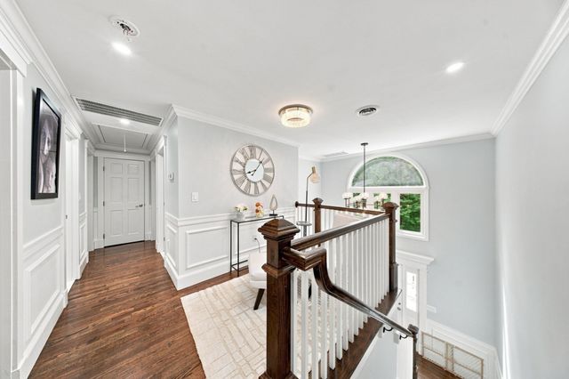 134 Parker Rd, Framingham, MA 01702