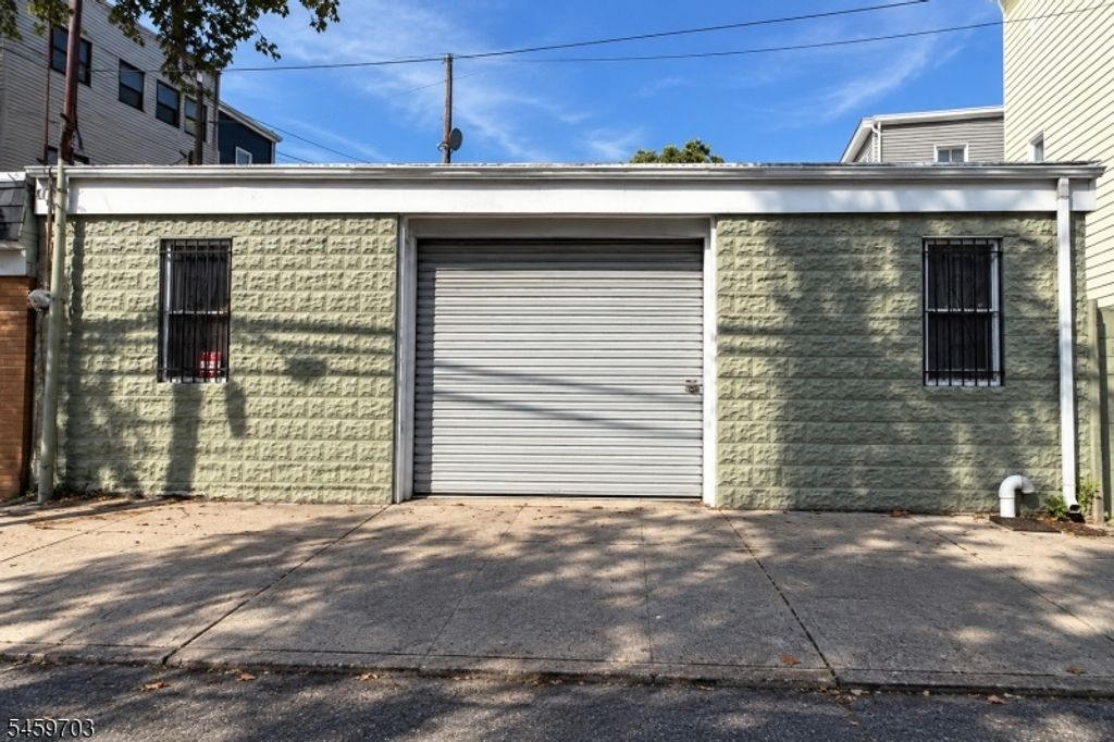 382 Walnut St 3, Newark City, NJ 07105 — photo 5