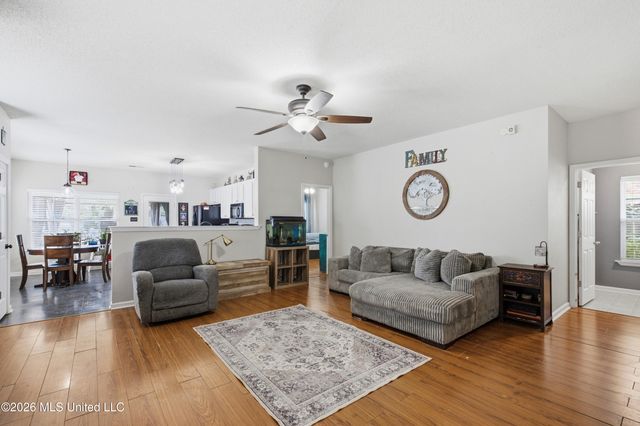 7341 Red Maple Drive, Olive Branch, MS 38654