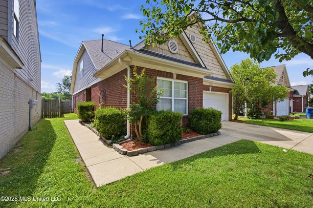7341 Red Maple Drive, Olive Branch, MS 38654