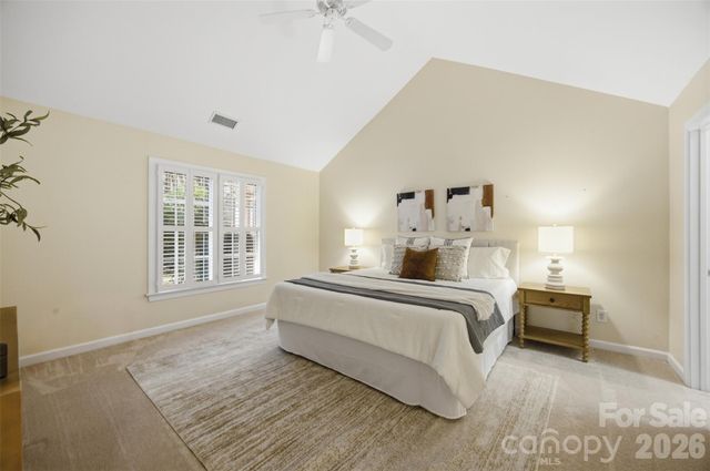 7424 Hurstbourne Green Drive, Charlotte, NC 28277