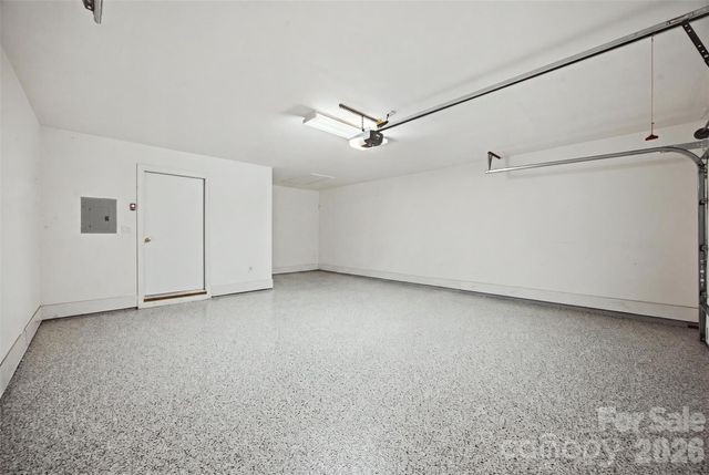7424 Hurstbourne Green Drive, Charlotte, NC 28277