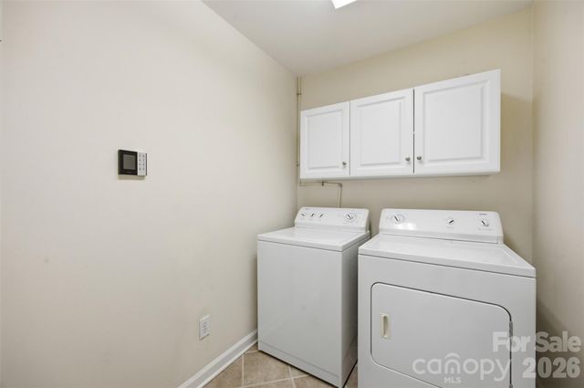 7424 Hurstbourne Green Drive, Charlotte, NC 28277