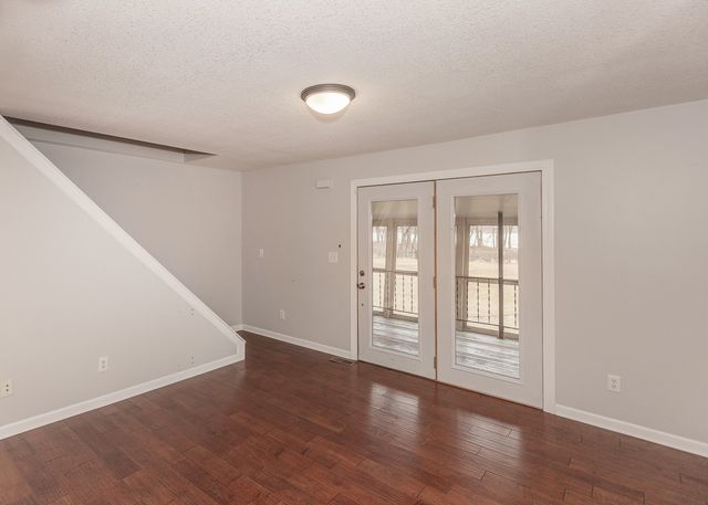 25199 182nd Street, Pleasant Valley, IA 52767