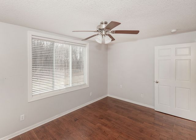 25199 182nd Street, Pleasant Valley, IA 52767