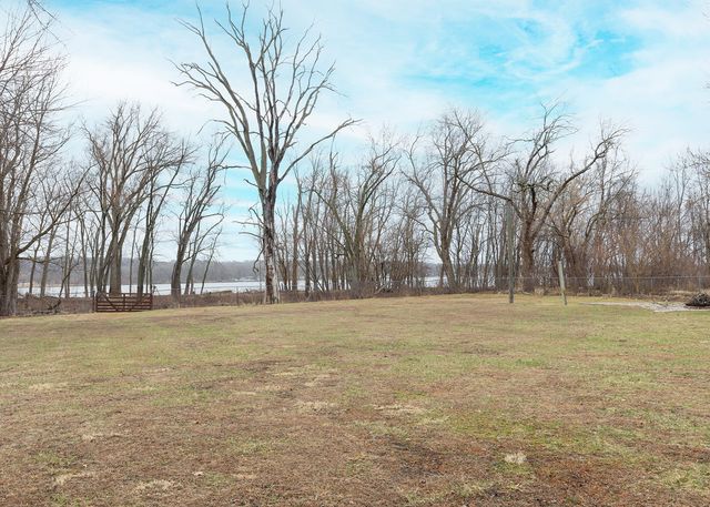 25199 182nd Street, Pleasant Valley, IA 52767