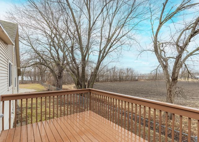 25199 182nd Street, Pleasant Valley, IA 52767