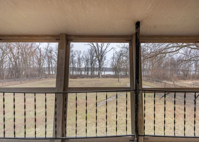 25199 182nd Street, Pleasant Valley, IA 52767