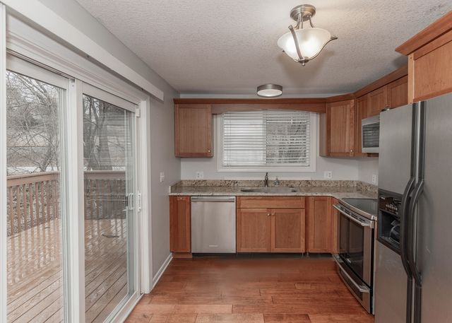 25199 182nd Street, Pleasant Valley, IA 52767