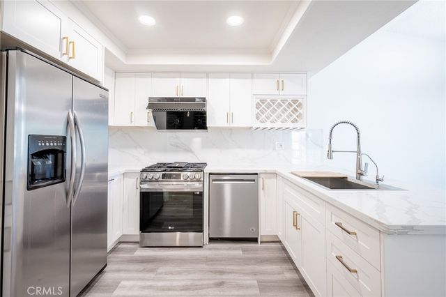 1756 Shady Oaks Court, Azusa, CA 91702