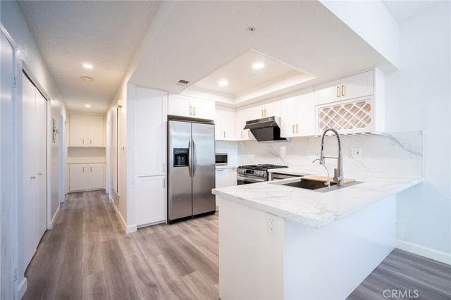 1756 Shady Oaks Court, Azusa, CA 91702