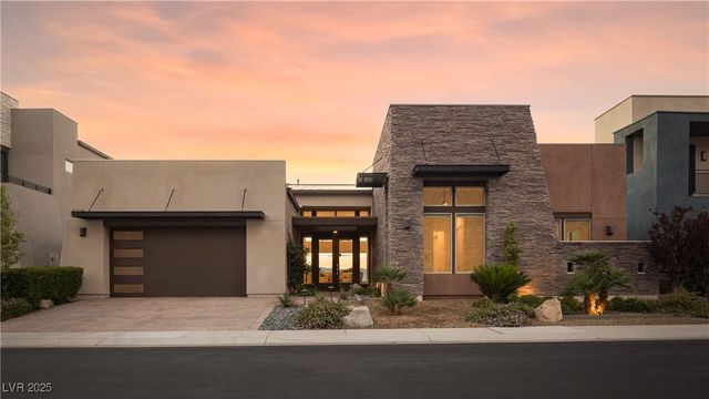 2180 Skyline Heights Lane, Henderson, NV 89052