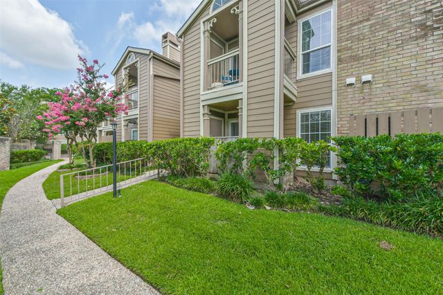 1860 White Oak Drive 245, Houston, TX 77009