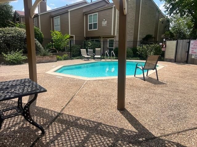1860 White Oak Drive 245, Houston, TX 77009