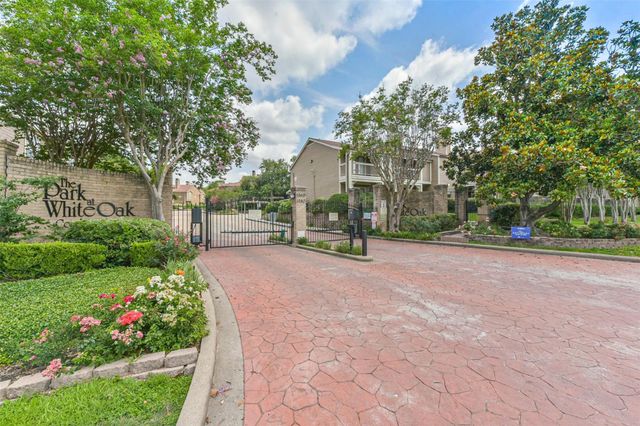 1860 White Oak Drive 245, Houston, TX 77009