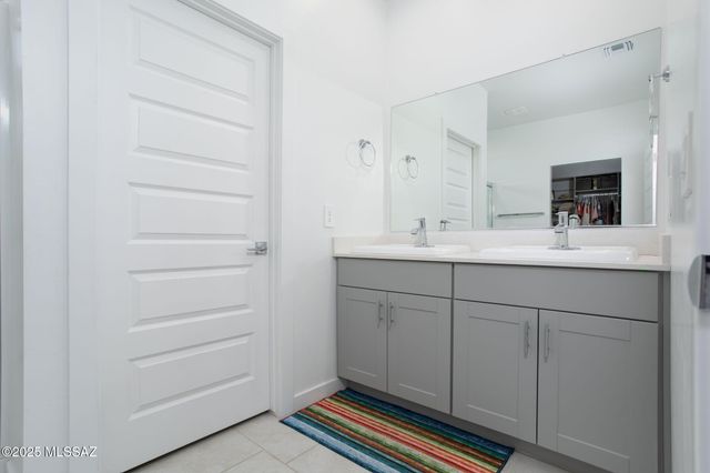 12871 E Joffroy Drive, Vail, AZ 85641