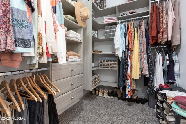 12871 E Joffroy Drive, Vail, AZ 85641