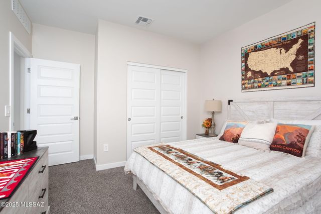 12871 E Joffroy Drive, Vail, AZ 85641