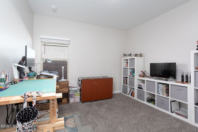 12871 E Joffroy Drive, Vail, AZ 85641