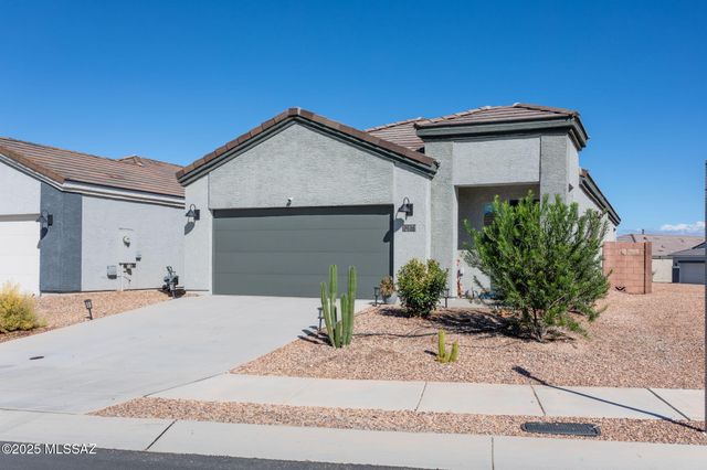12871 E Joffroy Drive, Vail, AZ 85641