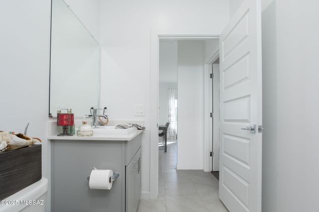 12871 E Joffroy Drive, Vail, AZ 85641