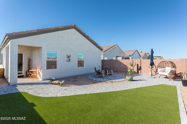 12871 E Joffroy Drive, Vail, AZ 85641