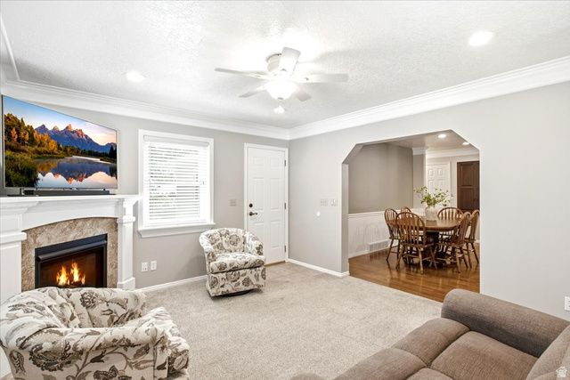 1466 OAKRIDGE DR, Layton, UT 84040