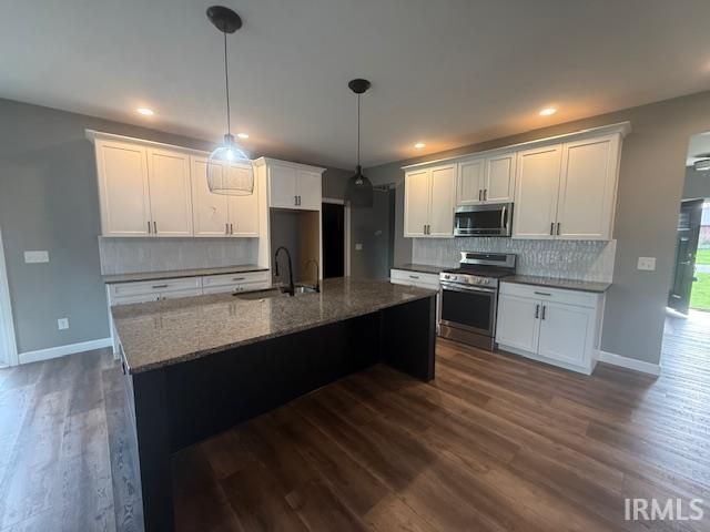 53388 Wallace Lane, South Bend, IN 46635