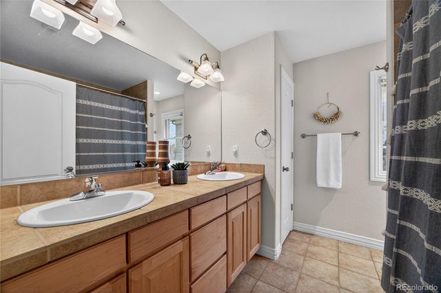 685 N Clarkson Street, Denver, CO 80218