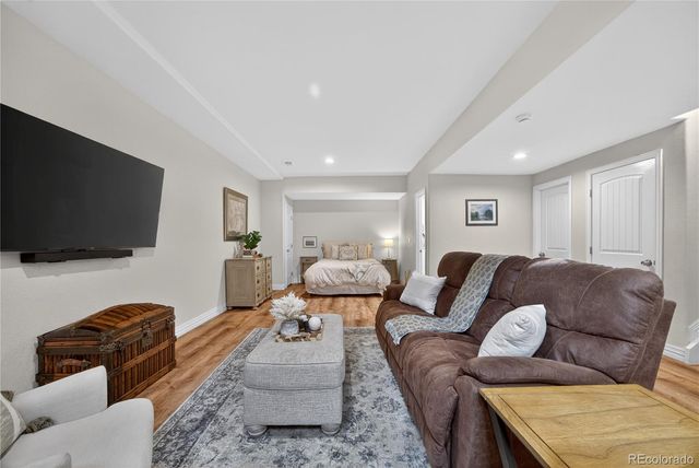 685 N Clarkson Street, Denver, CO 80218