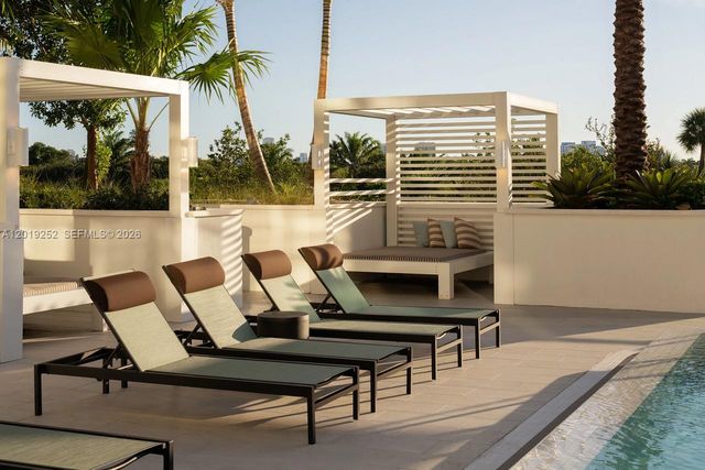 3900 Alton Road 502, Miami Beach, FL 33140
