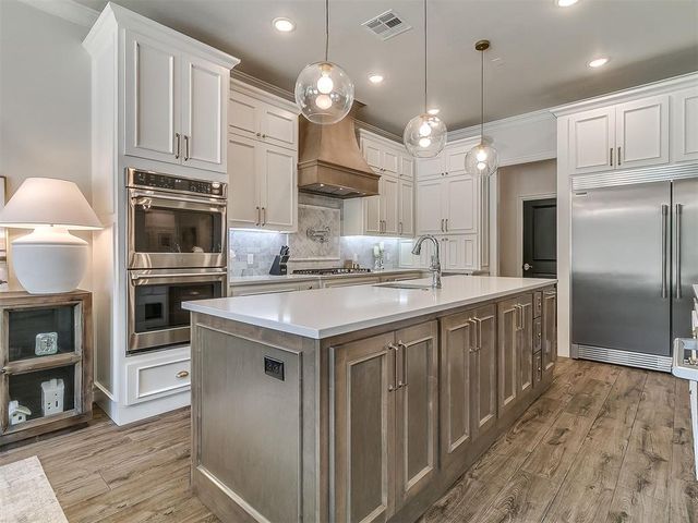 1905 Treviso Court, Edmond, OK 73034