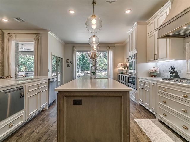 1905 Treviso Court, Edmond, OK 73034