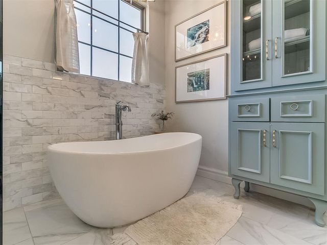 1905 Treviso Court, Edmond, OK 73034