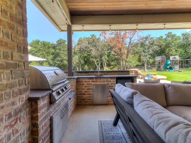 1905 Treviso Court, Edmond, OK 73034